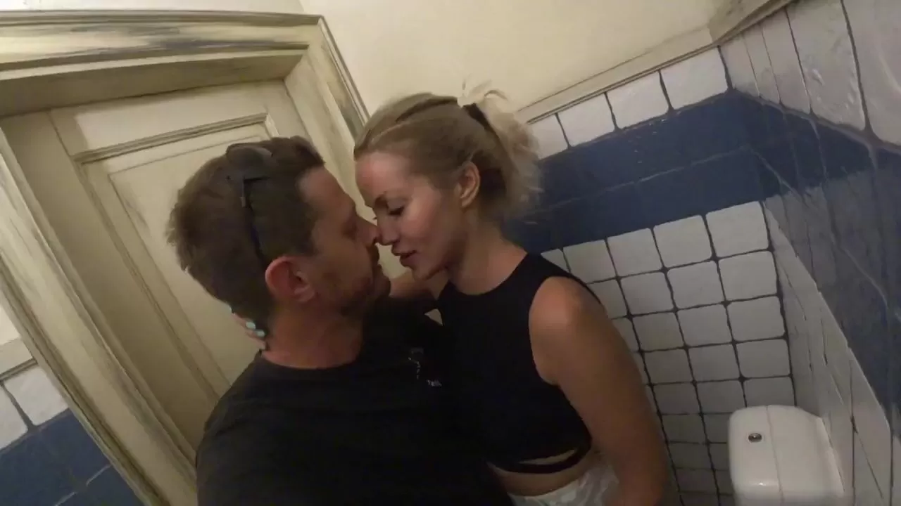 wives kissing and fucking strangers