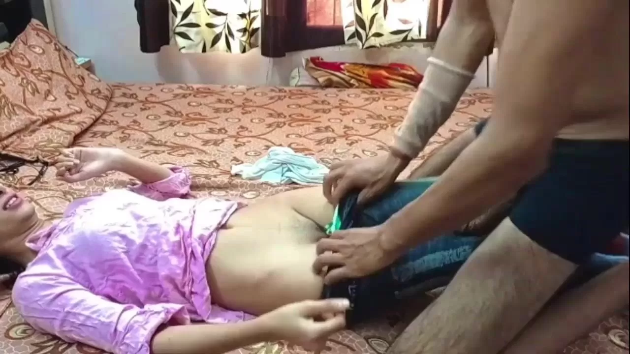 Реальные дези девушка парень анал и хардкор трах задницу лизать в хинди  DESISLIMGIRL смотреть онлайн