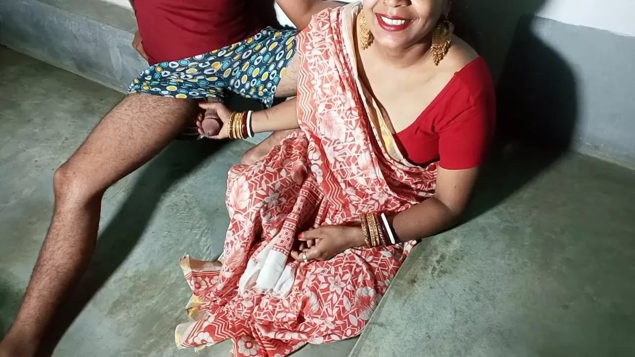 Mausi Ki Suhagrat Ki Chudai - Bhabhi ne Suhagraat Kese Manate Hai Sikhaya - Indian Bengali Bhabhi Sex  watch online