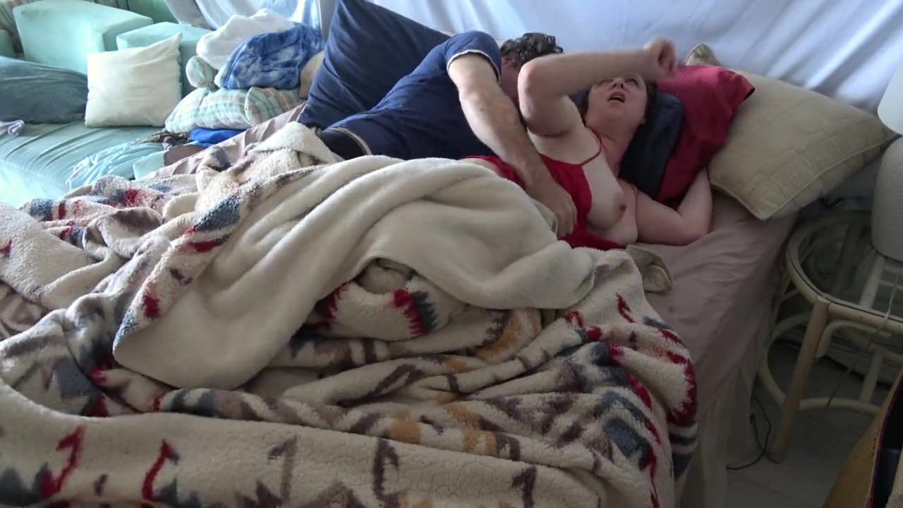 Stepson gets up with stepmom in the bed and fucks the wrong hole watch online picture image