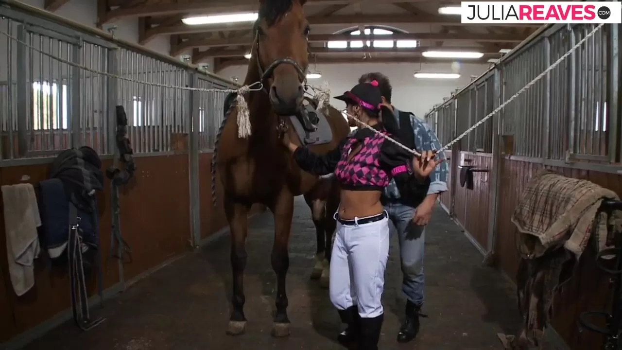 Horse handler has sex with instructor! watch online