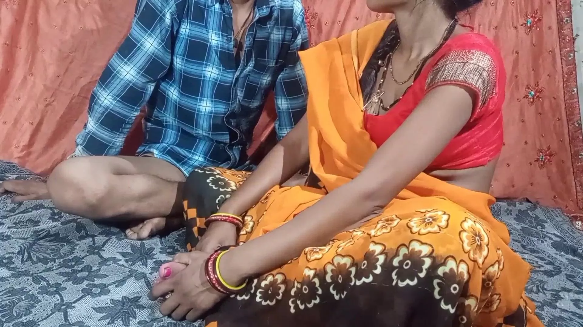 bengali wife with sari first night