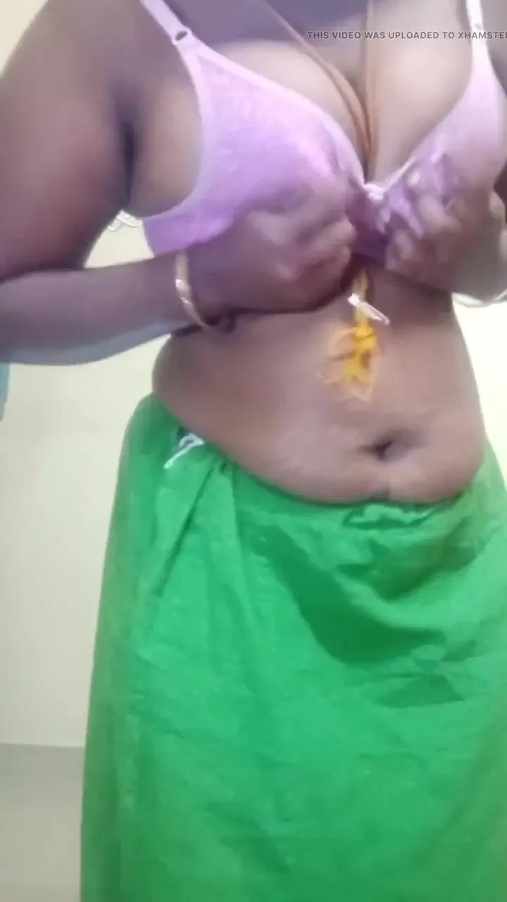 indain tamil housewife sex in saree