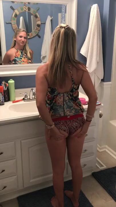 406px x 720px - American blonde wife private homemade videos Part II watch online