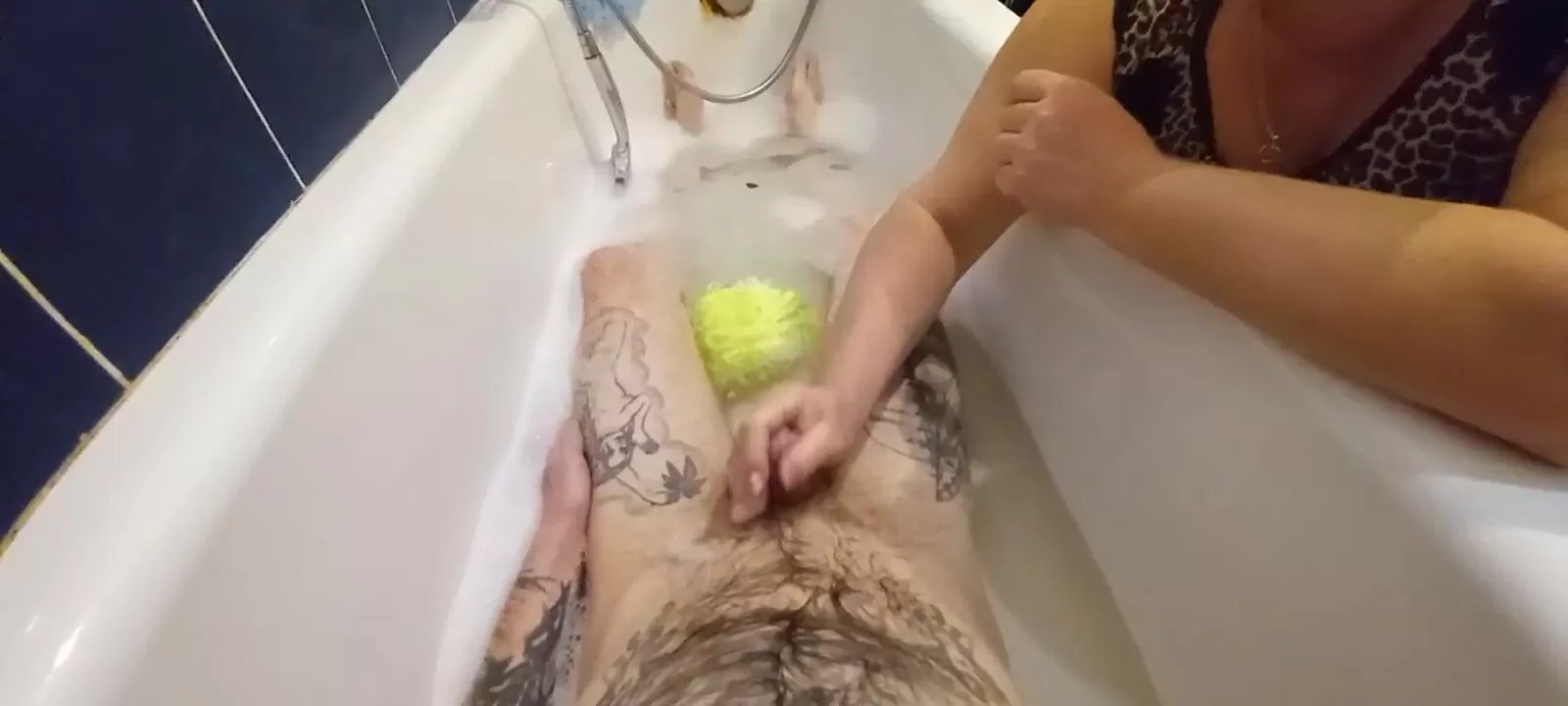 Подмывает вагину перед сексом (60 фото) - порно заточка63.рф