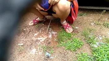 352px x 198px - Desi Indian Aunt Outdoor Public Pissing Video Compilation watch online