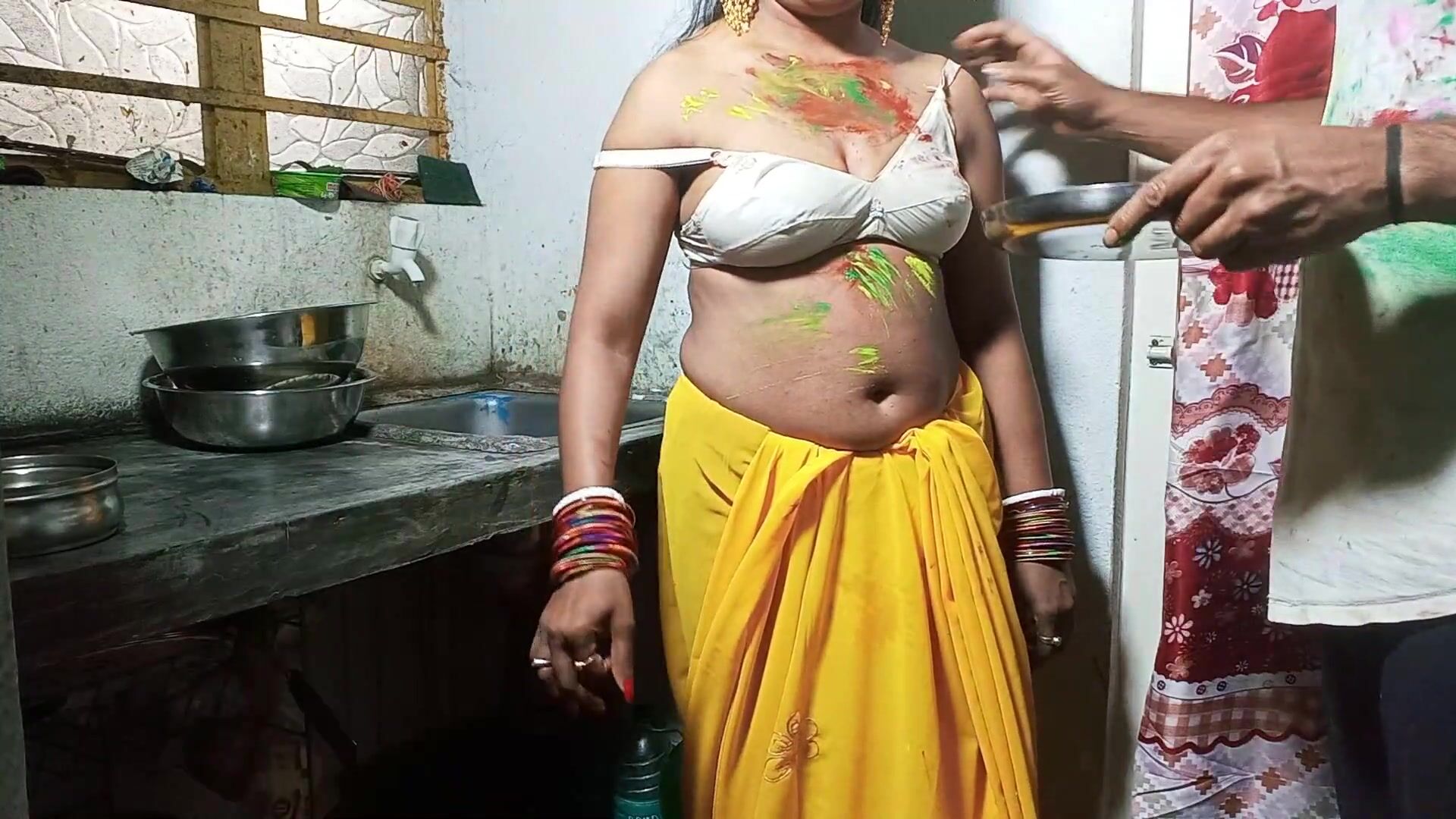 Holi Hot Sexy Bhabi Fucked - On Festival of HOLI Devar Fuck Cute Sexy Bhabhi on Kichen Stand After  Applying Color on Her Boobs watch online