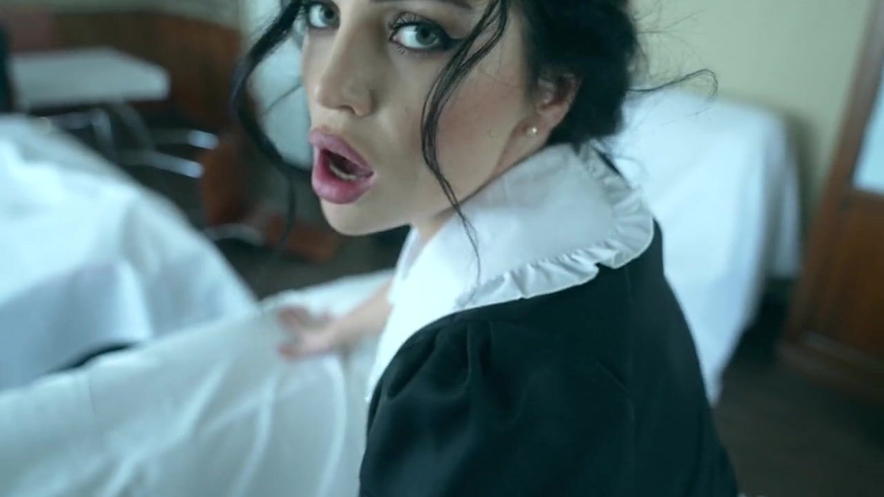 Porn Horror The Ghost of the Maid watch online picture