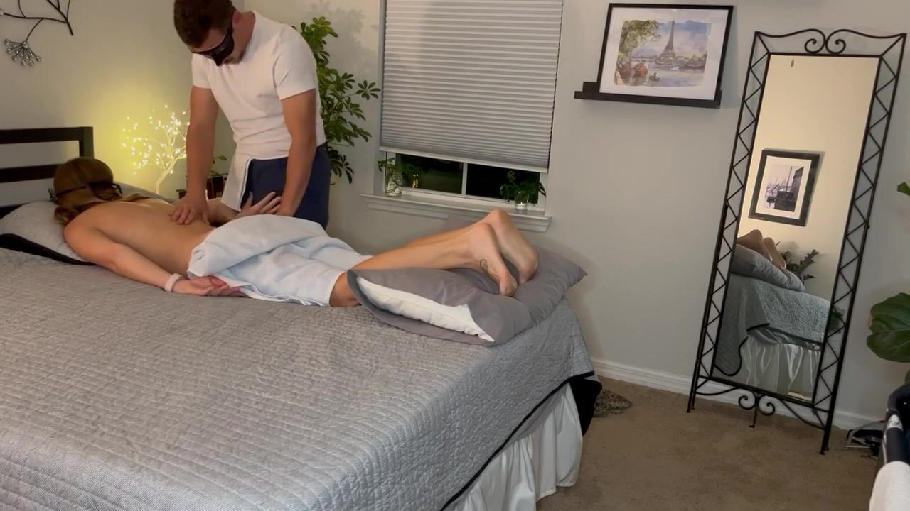 Horny Inexperienced Client Seduces Massage Therapist for a Sensual Fuck watch online pic