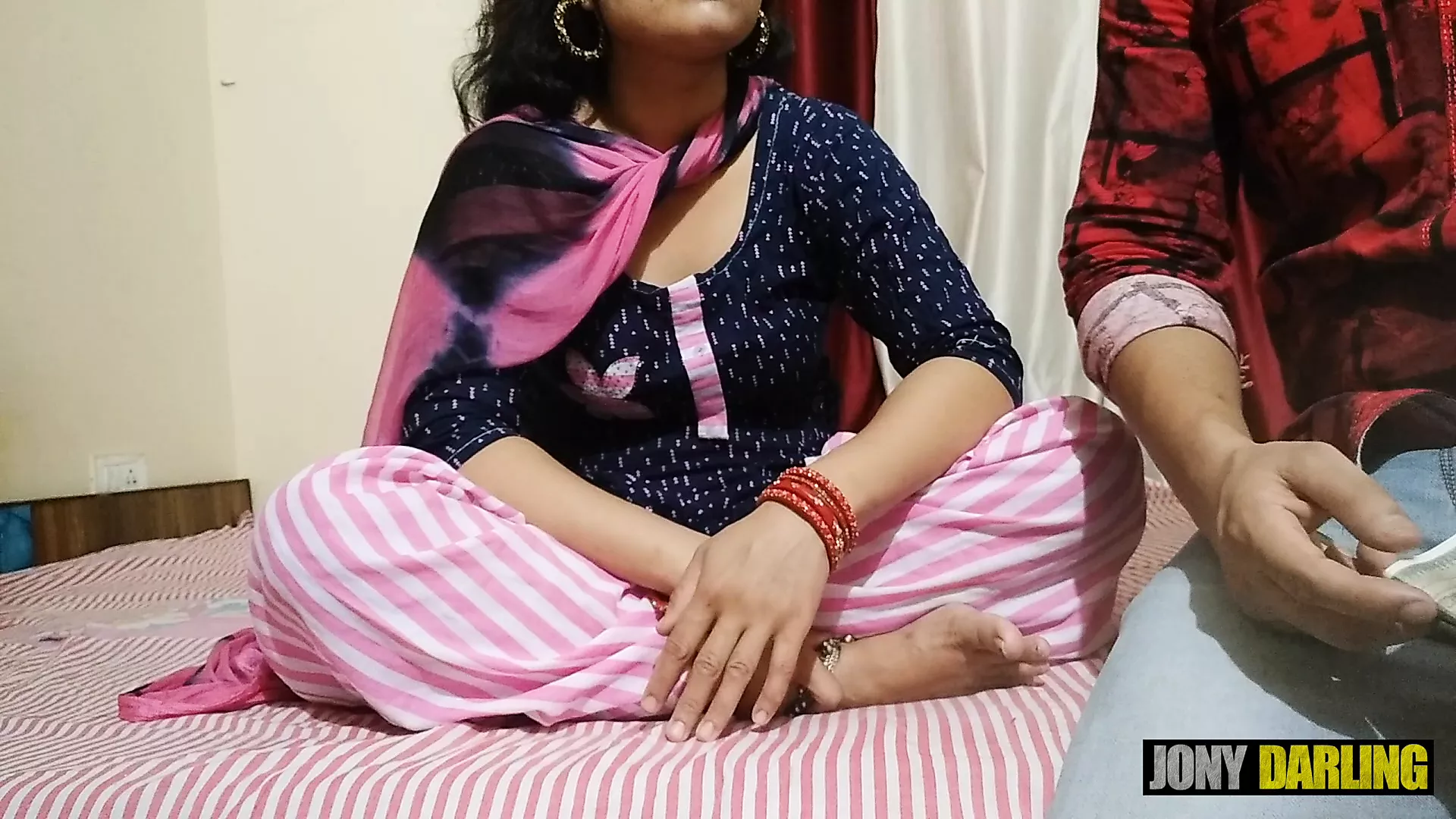 Xxx Video Chachi Ka Sex - Indu Chachi Ne 10000 rupay bhi de diye aur Chudayi bhi karwai by jony  darling watch online