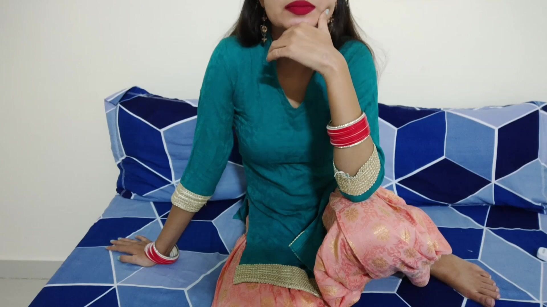 Hot beautiful Milf bhabhi roleplay sex with innocent devar! Indian xxx  saarabhabhi6 clear Hindi audio watch online