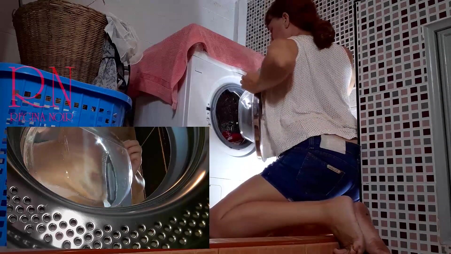 hausewife washing dealer home Fucking Pics Hq