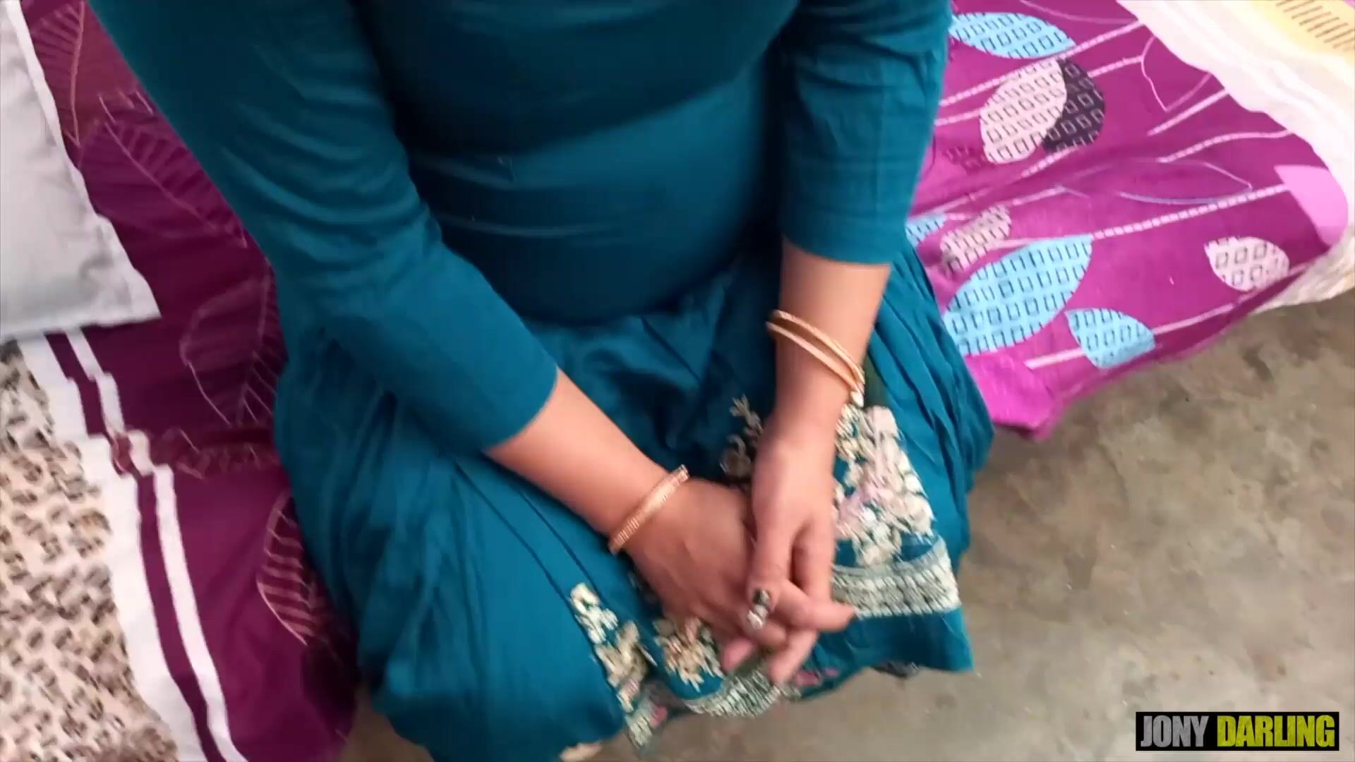 POV Punjabi Bhabhi Ko padoshi ne jabardasti pel diya real homemade sex video by jony darling Clear hindi audio watch online