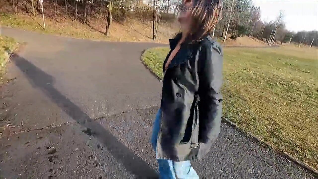 She pee through pants and flashing in a public park watch online pic