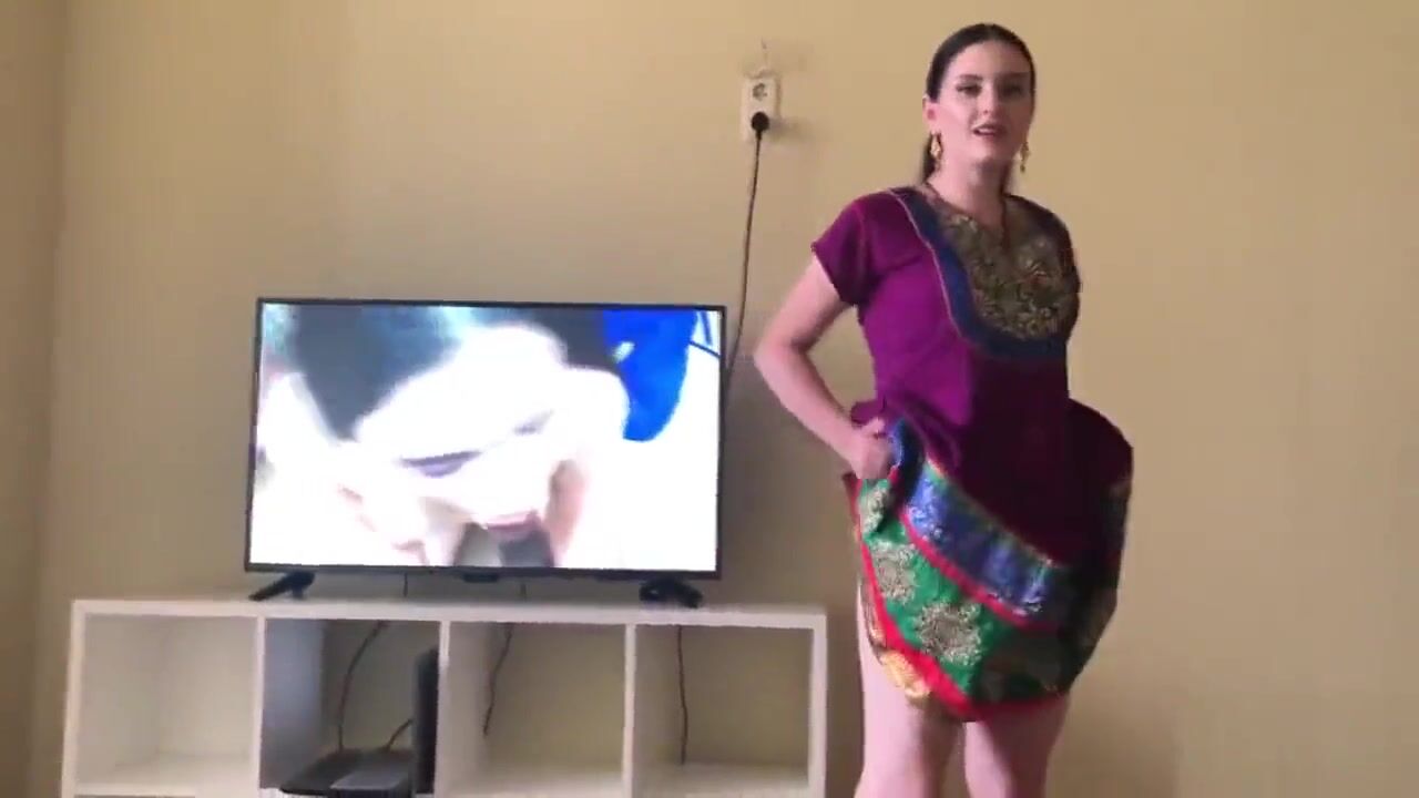 Alyssa Quinn- Desi lady fucked with Indian