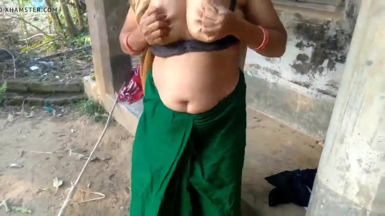 Sushila Sexy Video - Desi hot sushila bhabhi watch online