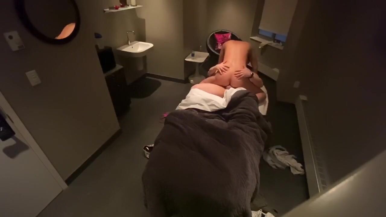amateur hotel massage anal