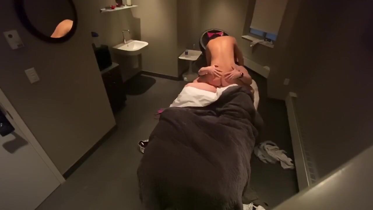 WMAF Asian Hotel Massage Ends with Happy ending Fuck watch online